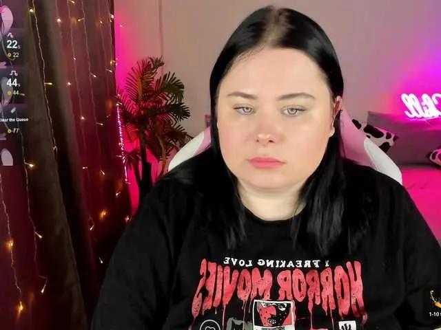 BellyBoo from BongaCams