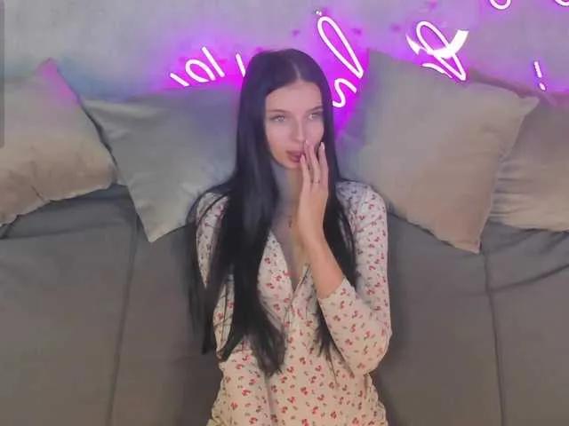 Eva-Mayers from BongaCams