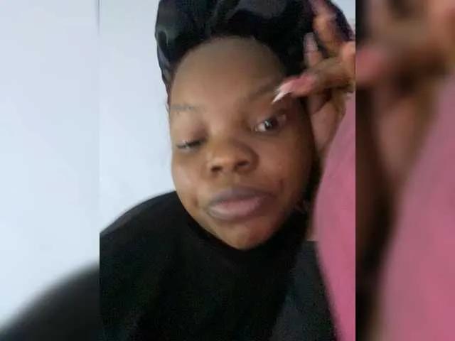 Naqueda2022 from BongaCams