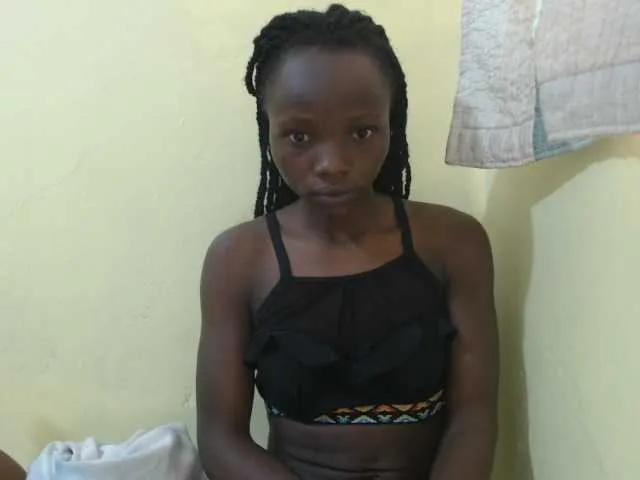 Prettyebony2 from BongaCams