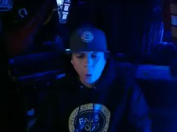 bowerboi1217 from Chaturbate