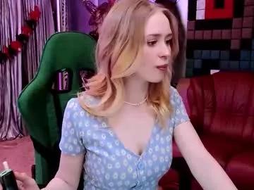 carolinedjoi from Chaturbate