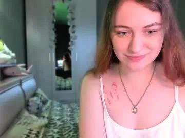 cutemivi from Chaturbate