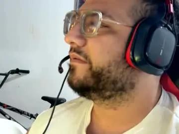 leosalvaje from Chaturbate