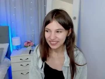 little__lunaa from Chaturbate