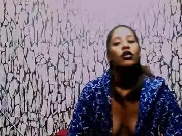 little_miss_diva from Chaturbate