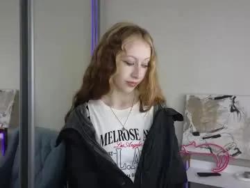 lyndahoppin from Chaturbate