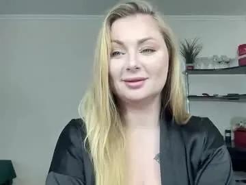 midnightsirena from Chaturbate