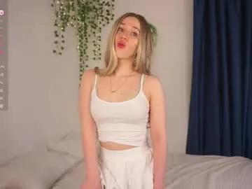 yuyukiss from Chaturbate